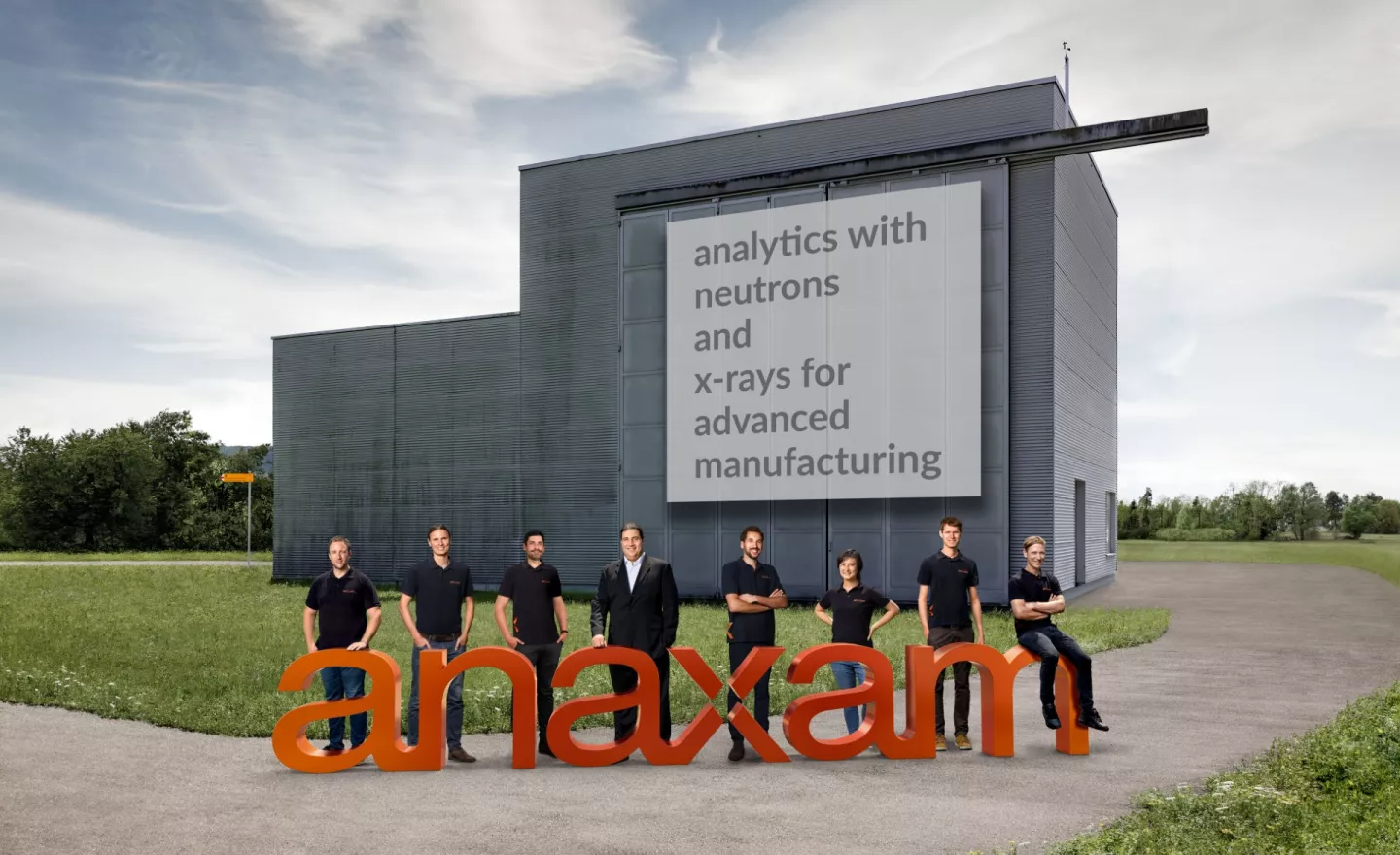 ANAXAM Team Foto R14 202511 (Navi etc)